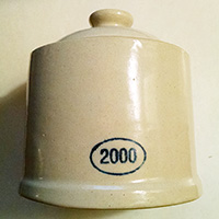 2000 Commemorative 2000_Chicken_Waterer_sd.jpg